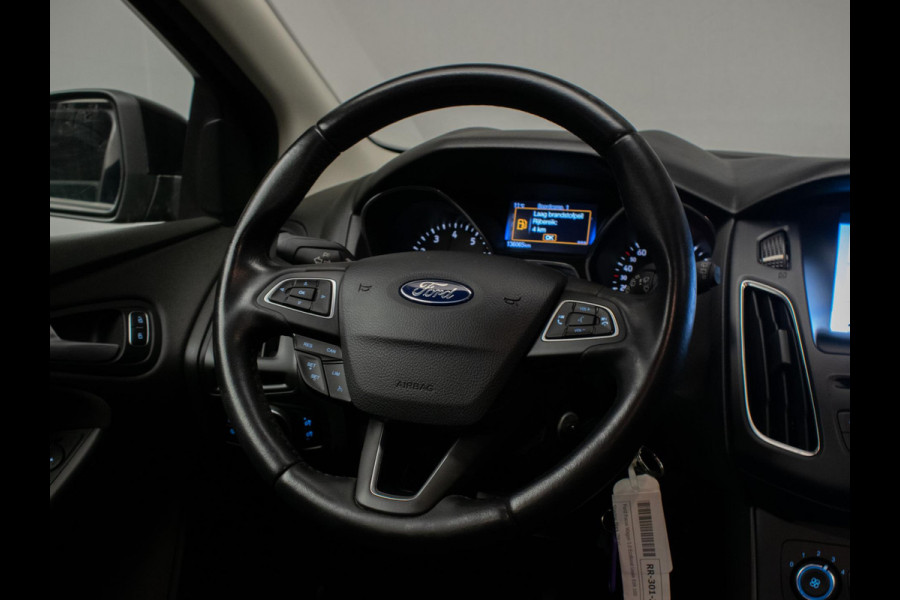 Ford FOCUS Wagon 1.0 Lease Edition Sport (APPLE CARPLAY,NAVI,CRUISE CONTROL,PDC,SPORTSTOELEN,LM VELGEN,NIEUWE APK,NETTE STAAT)