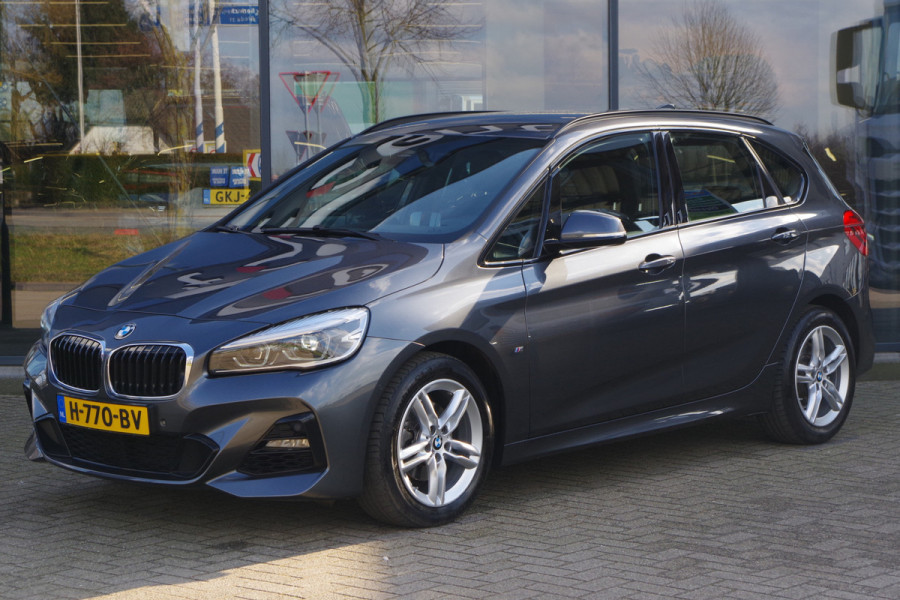 BMW 2 Serie Active Tourer 218i 141 PK Automaat M-Sport High Executive, Leder, Head-Up, Stoelverwarming
