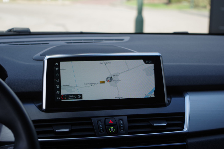 BMW 2 Serie Active Tourer 218i 141 PK Automaat M-Sport High Executive, Leder, Head-Up, Stoelverwarming