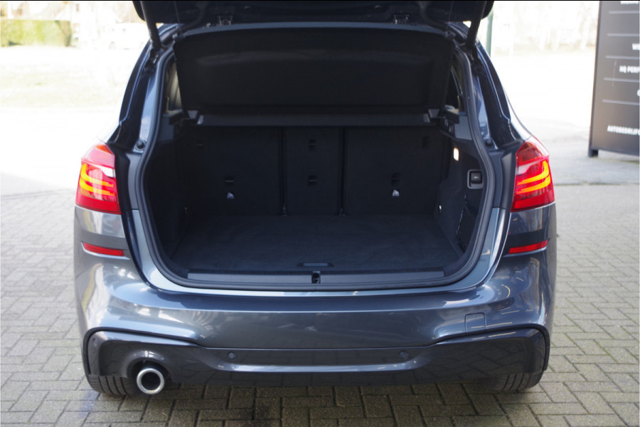 BMW 2 Serie Active Tourer 218i 141 PK Automaat M-Sport High Executive, Leder, Head-Up, Stoelverwarming