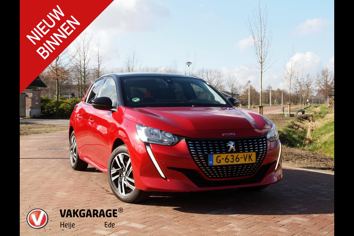 Peugeot 208 1.2 PureTech Blue Lease Allure | Apple Carplay | 100 PK | Two-Tone | Achteruitrijcamera | Navigatie |