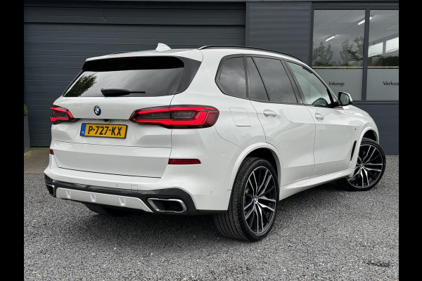 BMW X5 xDrive40i High Executive 7p. Navi,Clima,Cruise Adaptief,Leder,Camera,LM Velgen 22'',Stoelverwarming,341pk