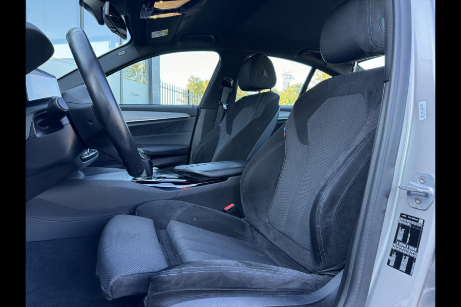 BMW 5 Serie 520i High Executive M-Pakket Alcantara,Navi,Camera,Cruise,Clima,2e Eigenaar,N.A.P,BTW Auto,184pk,Nieuwe Apk bij Aflevering