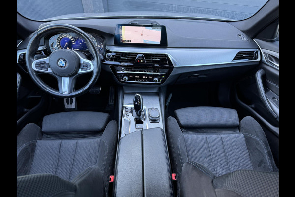BMW 5 Serie 520i High Executive M-Pakket Alcantara,Navi,Camera,Cruise,Clima,2e Eigenaar,N.A.P,BTW Auto,184pk,Nieuwe Apk bij Aflevering