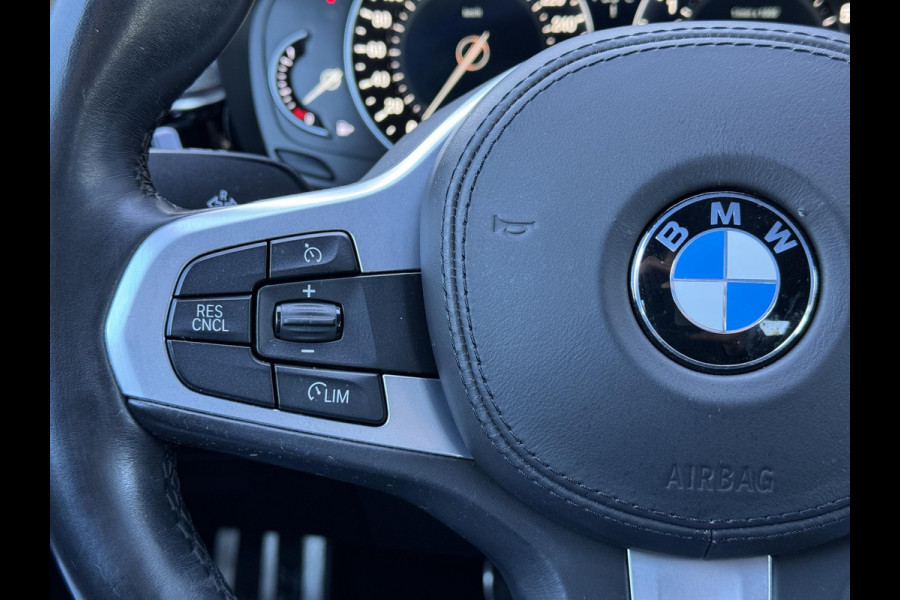 BMW 5 Serie 520i High Executive M-Pakket Alcantara,Navi,Camera,Cruise,Clima,2e Eigenaar,N.A.P,BTW Auto,184pk,Nieuwe Apk bij Aflevering