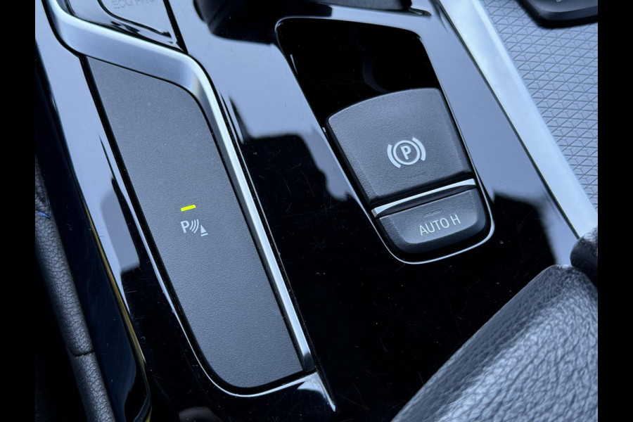 BMW 5 Serie 520i High Executive M-Pakket Alcantara,Navi,Camera,Cruise,Clima,2e Eigenaar,N.A.P,BTW Auto,184pk,Nieuwe Apk bij Aflevering