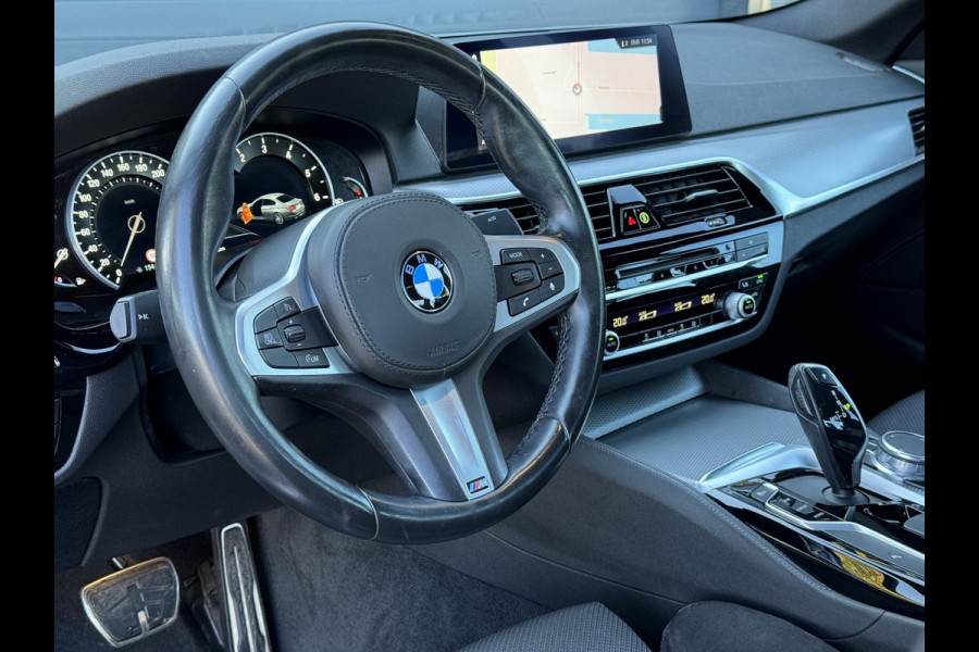 BMW 5 Serie 520i High Executive M-Pakket Alcantara,Navi,Camera,Cruise,Clima,2e Eigenaar,N.A.P,BTW Auto,184pk,Nieuwe Apk bij Aflevering