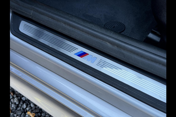 BMW 5 Serie 520i High Executive M-Pakket Alcantara,Navi,Camera,Cruise,Clima,2e Eigenaar,N.A.P,BTW Auto,184pk,Nieuwe Apk bij Aflevering