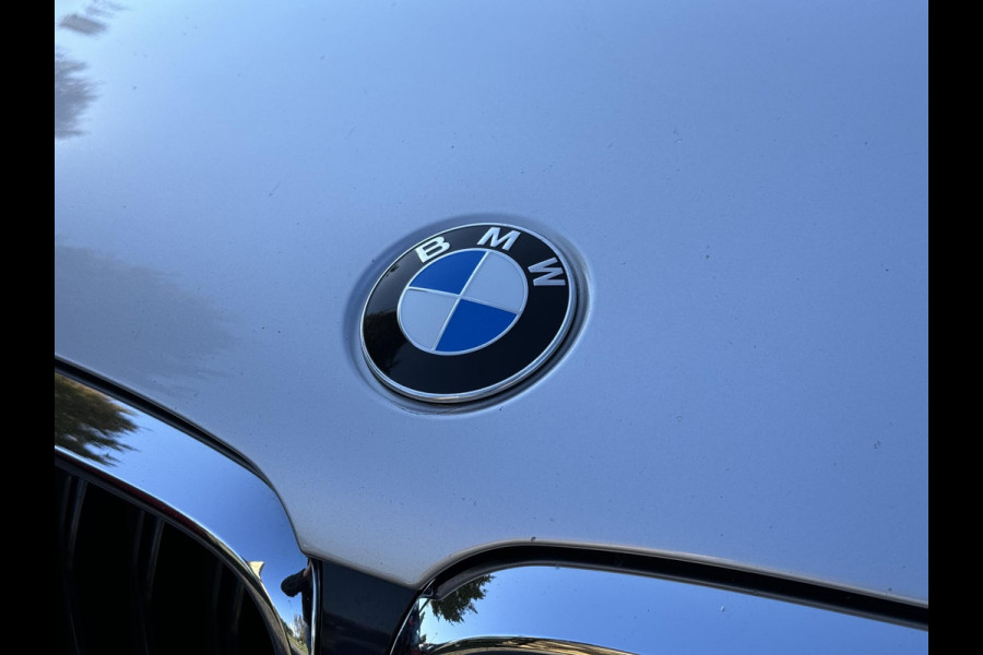BMW 5 Serie 520i High Executive M-Pakket Alcantara,Navi,Camera,Cruise,Clima,2e Eigenaar,N.A.P,BTW Auto,184pk,Nieuwe Apk bij Aflevering