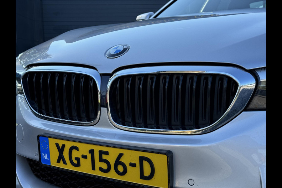 BMW 5 Serie 520i High Executive M-Pakket Alcantara,Navi,Camera,Cruise,Clima,2e Eigenaar,N.A.P,BTW Auto,184pk,Nieuwe Apk bij Aflevering