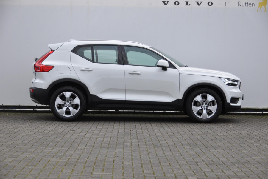 Volvo XC40 T3 163PK Automaat Momentum Pro / Cruise control / BLIS / Parkeersensoren met camera / Leder met textiel interieur / stoelverwarming / Apple carplay / Andriod auto /