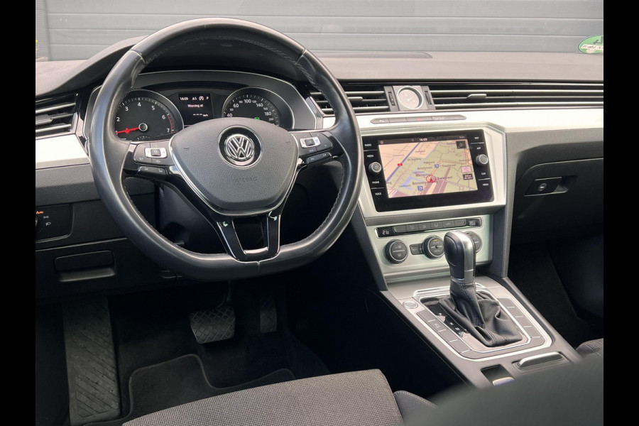 Volkswagen Passat Variant 1.5 TSI Comfortline Business Automaat,2e Eigenaar,Navi,Pdc V+A,Trekhaak,Clima,Cruise,150pk,LMV,Apk tot 12-2026