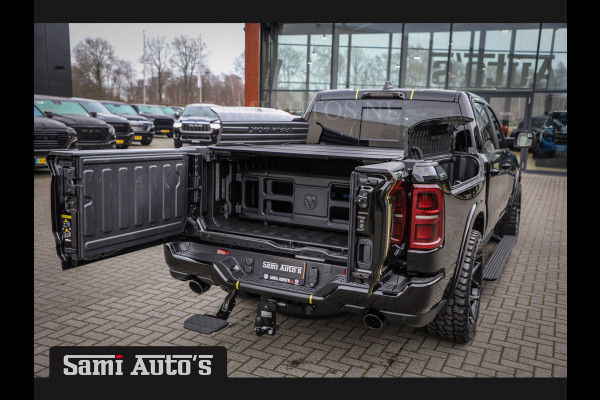 Dodge Ram 1500 DE MEEST LUXUEUZE PICK UP LIMITED NIGHT HIGH OUTPUT H.O 540PK 706 Nm 2025 | XB9 | MASSAGE | BOM VOL | CREW CAB | DUBBELE CABINE | GRIJSKENTEKEN | VOORRAAD NR 2353 - 5412