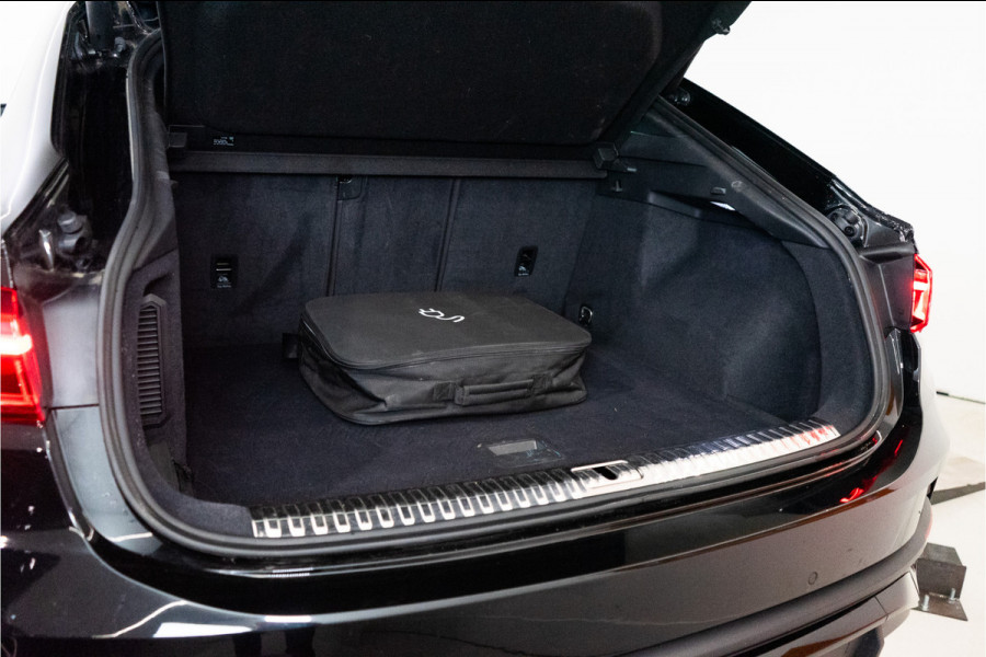Audi Q3 Sportback 45 TFSI e 2x S-Line 245PK | Virtual Cockpit | Carplay | Matrix | ACC+Dodehoek | 12 MND Garantie