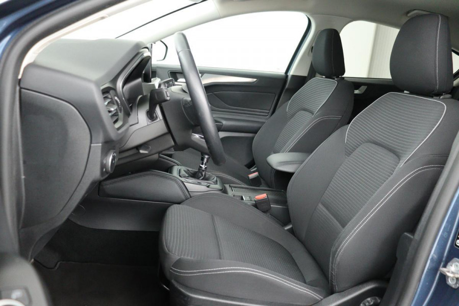 Ford Focus 1.0 EcoBoost Titanium | 1e eigenaar | Stoel & stuurverwarming | Adaptive cruise | Trekhaak | Camera | Carplay | Keyless