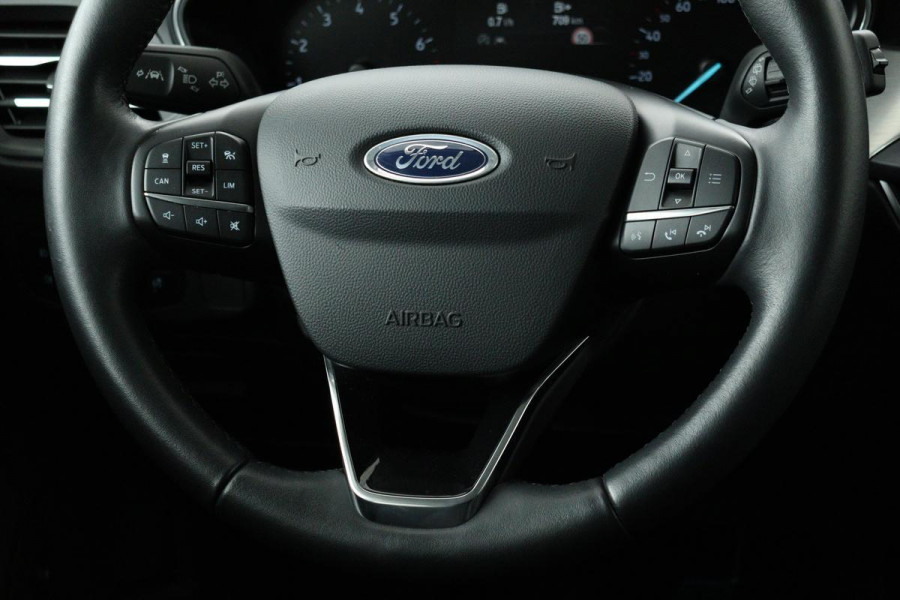 Ford Focus 1.0 EcoBoost Titanium | 1e eigenaar | Stoel & stuurverwarming | Adaptive cruise | Trekhaak | Camera | Carplay | Keyless