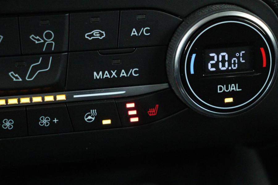 Ford Focus 1.0 EcoBoost Titanium | 1e eigenaar | Stoel & stuurverwarming | Adaptive cruise | Trekhaak | Camera | Carplay | Keyless