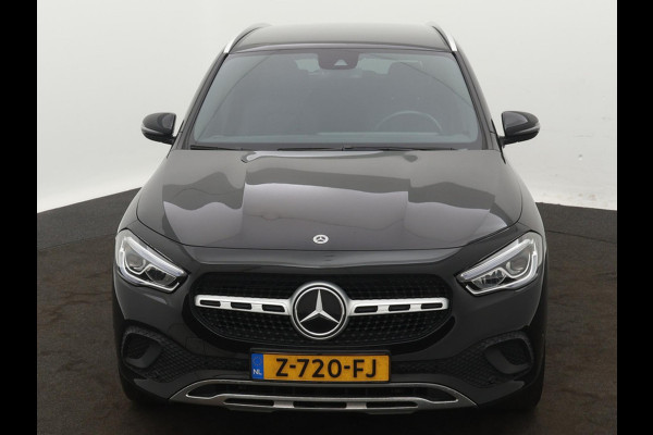 Mercedes-Benz GLA 200 Business Line 1/2-LEER CAMERA NAVI