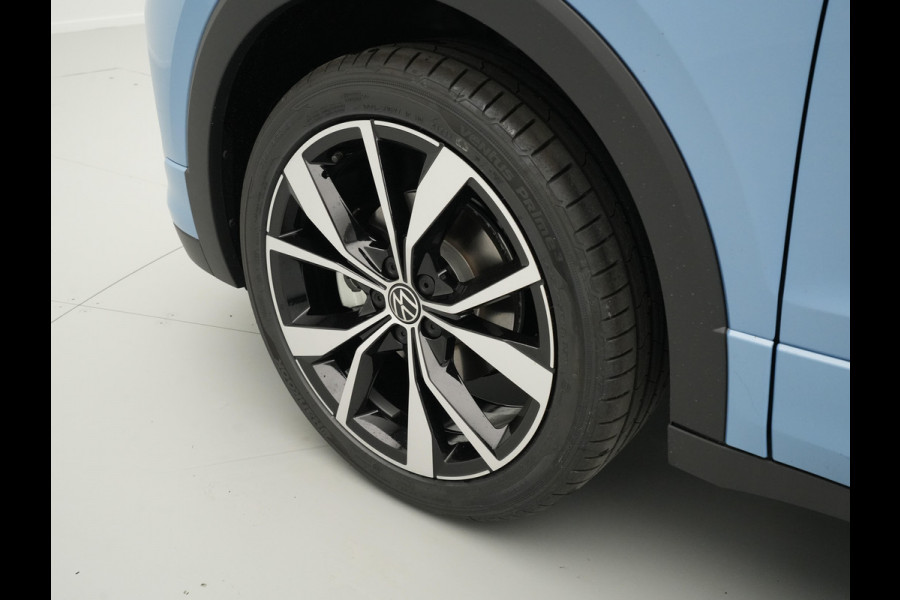 Volkswagen T-Cross Volkswagen R-Line | 'App-Connect' draadloze smartphone integratie | Achterlichten LED | Afstandscontrolesysteem (Front Assist)