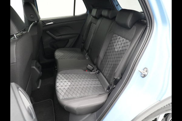 Volkswagen T-Cross Volkswagen R-Line | 'App-Connect' draadloze smartphone integratie | Achterlichten LED | Afstandscontrolesysteem (Front Assist)