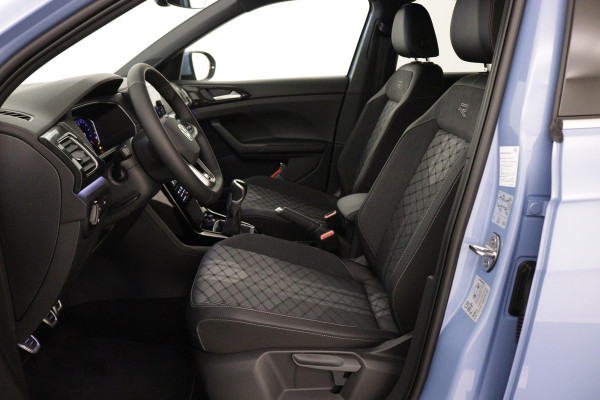 Volkswagen T-Cross Volkswagen R-Line | 'App-Connect' draadloze smartphone integratie | Achterlichten LED | Afstandscontrolesysteem (Front Assist)