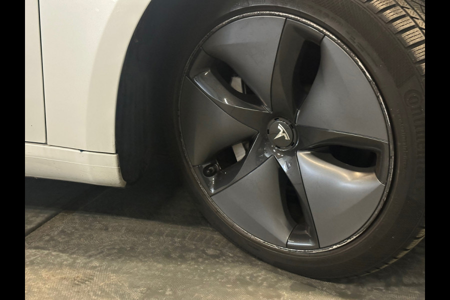 Tesla Model 3 Long Range AWD 75 kWh AUTOPILOT