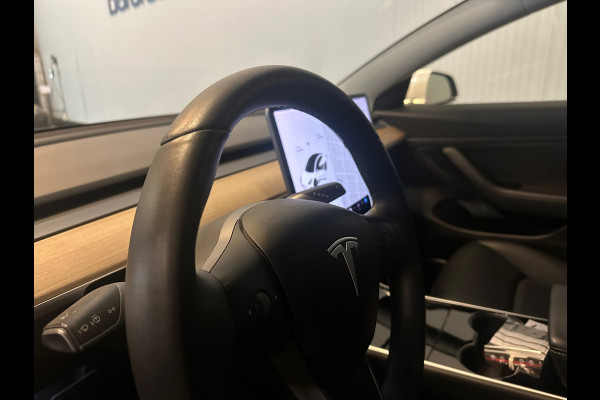 Tesla Model 3 Long Range AWD 75 kWh AUTOPILOT