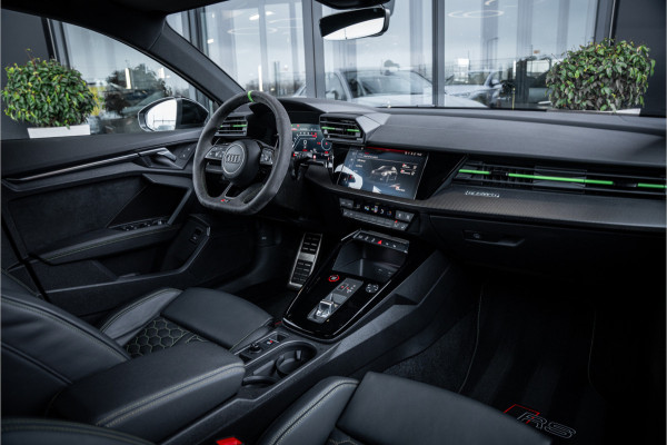Audi RS3 Limousine 2.5 TFSI quattro Dynamic + | Panorama | B&O | ACC | HUD