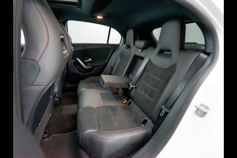 Mercedes-Benz A-Klasse A 250 e AMG Line | 2024 | 45 AMG look | Pano