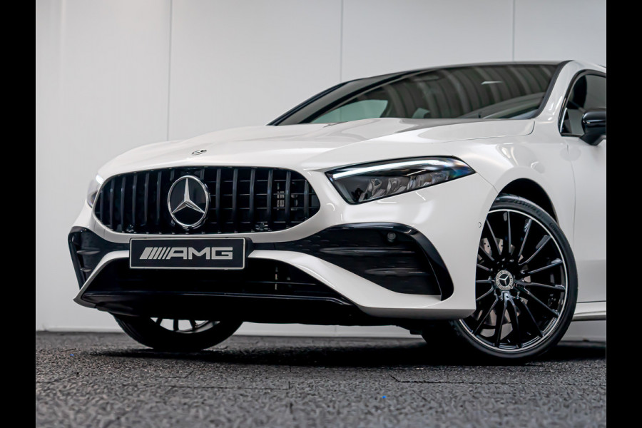 Mercedes-Benz A-Klasse A 250 e AMG Line | 2024 | 45 AMG look | Pano