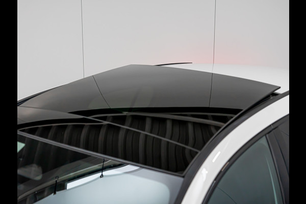 Mercedes-Benz A-Klasse A 250 e AMG Line | 2024 | 45 AMG look | Pano
