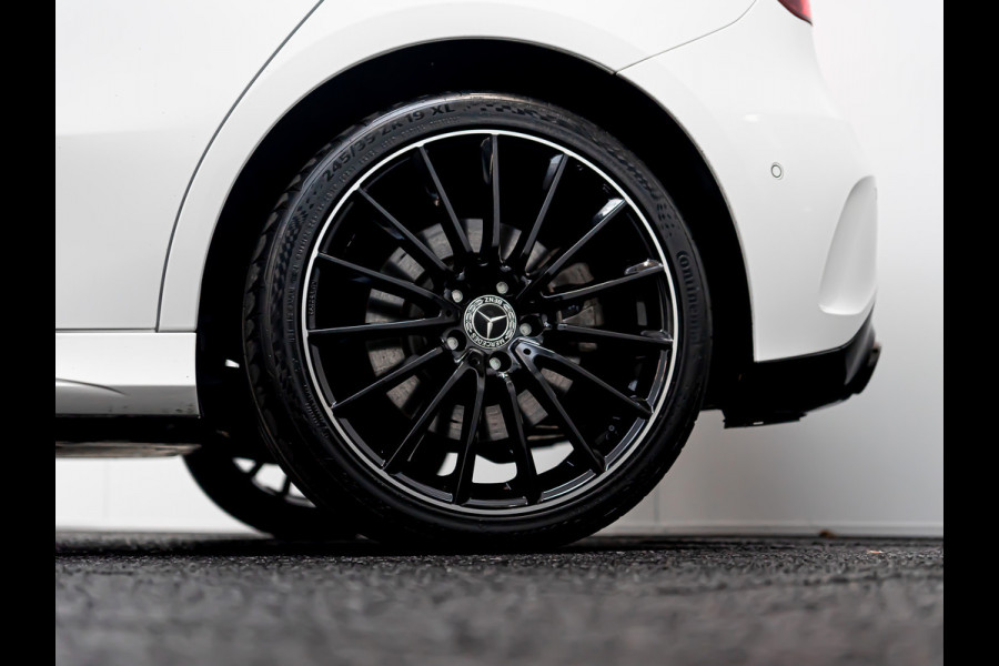 Mercedes-Benz A-Klasse A 250 e AMG Line | 2024 | 45 AMG look | Pano