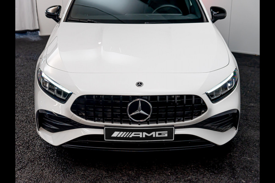 Mercedes-Benz A-Klasse A 250 e AMG Line | 2024 | 45 AMG look | Pano