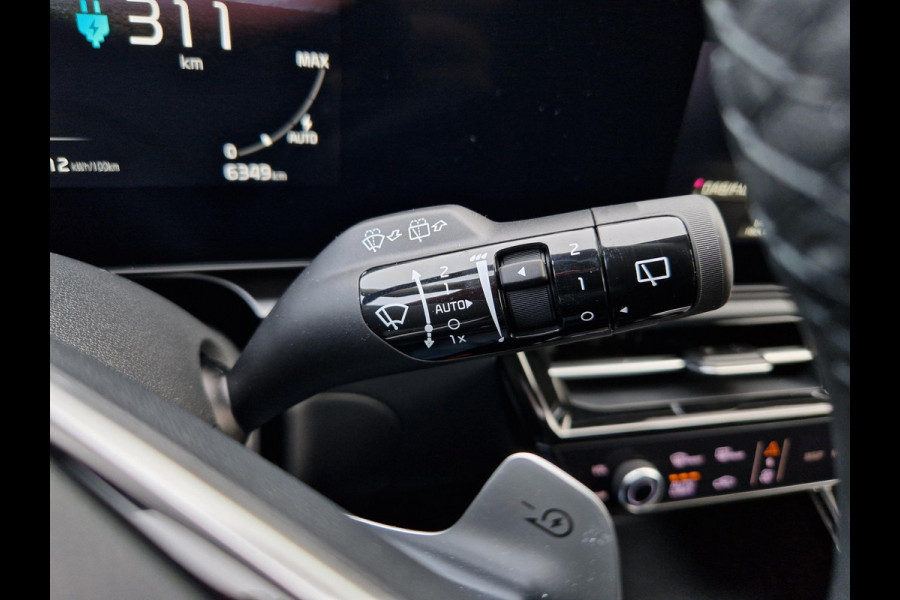 Kia Niro EV DynamicPlusLine 64.8 kWh Gratis Laadpaal | HUD | BSD | Open Dak | Stoelverwarming | Key-Less |
