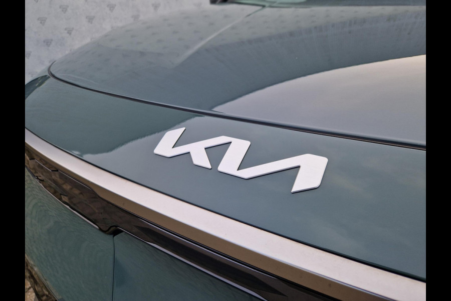 Kia Niro EV DynamicPlusLine 64.8 kWh Gratis Laadpaal | HUD | BSD | Open Dak | Stoelverwarming | Key-Less |