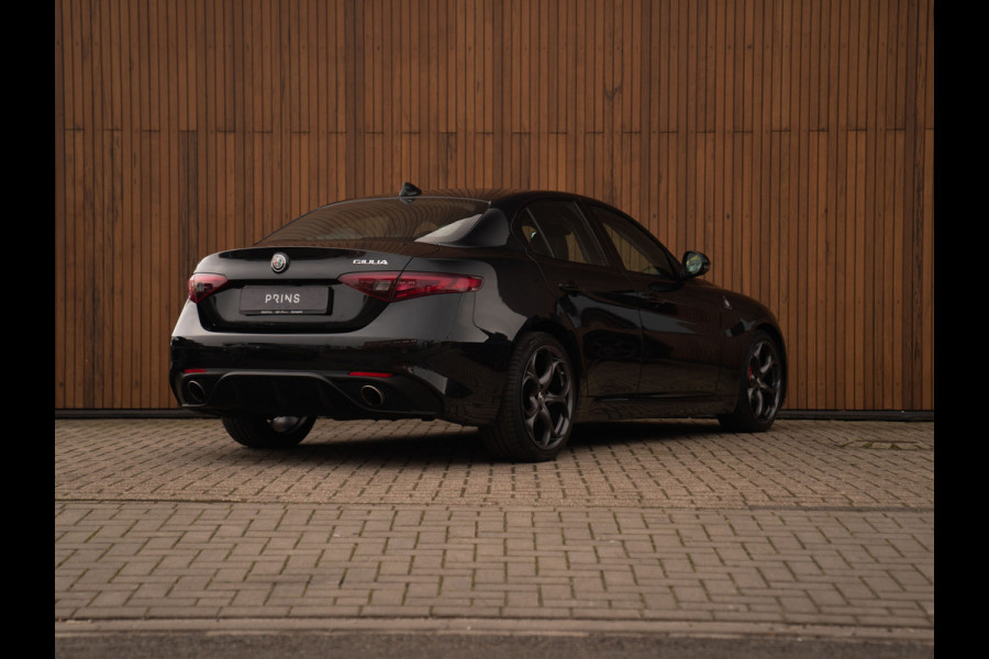 Alfa Romeo Giulia 2.0T Super | Veloce stoelen | 2e eig | Veloce Pack | 19" Q-velgen | Camera