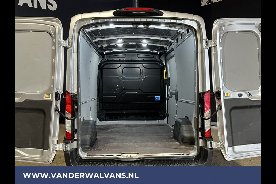 Ford Transit 2.0 TDCI 131pk L3H2 Euro6 Airco | Camera | Navigatie | Android Auto LED, Cruisecontrol, Parkeersensoren, Stoelverwarming, Verwarmde voorruit, 2800kg trekvermogen