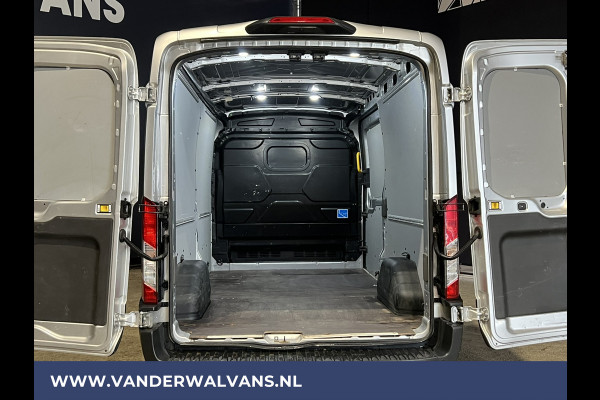 Ford Transit 2.0 TDCI 131pk L3H2 Euro6 Airco | Camera | Navigatie | Android Auto LED, Cruisecontrol, Parkeersensoren, Stoelverwarming, Verwarmde voorruit, 2800kg trekvermogen