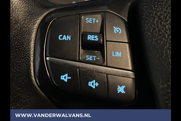 Ford Transit 2.0 TDCI 131pk L3H2 Euro6 Airco | Camera | Navigatie | Android Auto LED, Cruisecontrol, Parkeersensoren, Stoelverwarming, Verwarmde voorruit, 2800kg trekvermogen