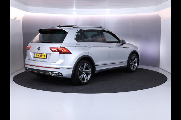 Volkswagen Tiguan 1.5 TSI R-Line Business 150 pk Automaat (DSG) | Private lease vanaf € 791,- pm | Verlengde garantie | Navigatie | Panoramadak | Trekhaak uitklapbaar | Parkeersensoren (Park assist) | Achteruitrijcamera | Stoelverwarming |