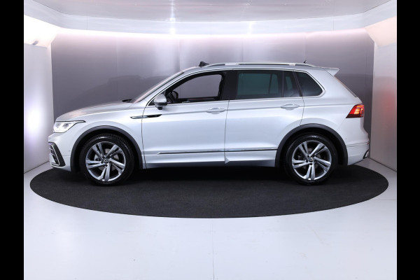 Volkswagen Tiguan 1.5 TSI R-Line Business 150 pk Automaat (DSG) | Private lease vanaf € 791,- pm | Verlengde garantie | Navigatie | Panoramadak | Trekhaak uitklapbaar | Parkeersensoren (Park assist) | Achteruitrijcamera | Stoelverwarming |