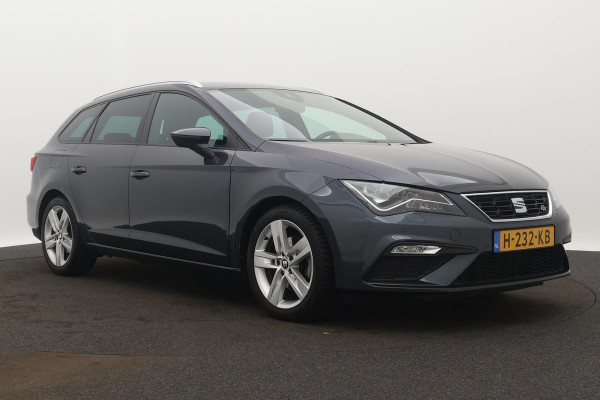 Seat León ST 1.5 TSI FR Ultimate Edition(NL-auto, 1e Eig, Dealer OnderH, Digitale Dash, Camera, StoelV, Digitale Dash, Etc)