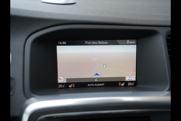 Volvo V60 2.0 T3 Kinetic | Navigatie | Climate Control | Stoelverwarming | Digital Dashboard
