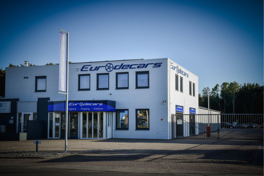 Volvo XC40 1.5 T2 Momentum *1ste Eigenaar*Navigatie*DAB*LED*