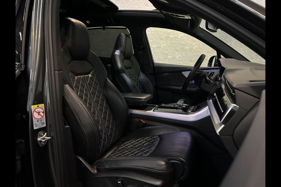 Audi Q7 3.0 V6 381pk Hybrid S-Line Sportpack | RS-Stoelen | 360 cam | ACC | Panodak | Laser | Softclose | Ambiente Led | Stuur verwarming | Memory | Zonneschermen | Black optic | Bovag garantie.