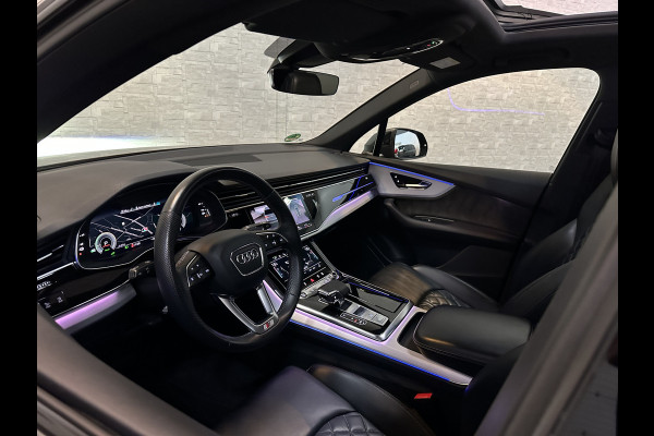 Audi Q7 3.0 V6 381pk Hybrid S-Line Sportpack | RS-Stoelen | 360 cam | ACC | Panodak | Laser | Softclose | Ambiente Led | Stuur verwarming | Memory | Zonneschermen | Black optic | Bovag garantie.