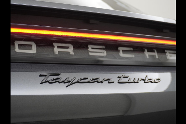 Porsche Taycan Turbo 93 kWh BOSE | SPORT STOELEN PLUS | ADAP. CRUISE | LUCHTVERING | * 66.014,- excl. BTW | ORIG. NL+1e eigenaar DEALER ONDERHOUDEN