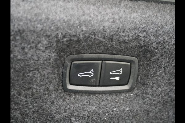 Porsche Taycan Turbo 93 kWh BOSE | SPORT STOELEN PLUS | ADAP. CRUISE | LUCHTVERING | * 66.014,- excl. BTW | ORIG. NL+1e eigenaar DEALER ONDERHOUDEN