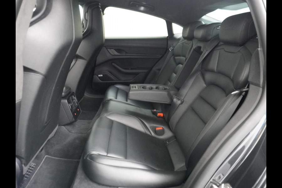 Porsche Taycan Turbo 93 kWh BOSE | SPORT STOELEN PLUS | ADAP. CRUISE | LUCHTVERING | * 66.014,- excl. BTW | ORIG. NL+1e eigenaar DEALER ONDERHOUDEN