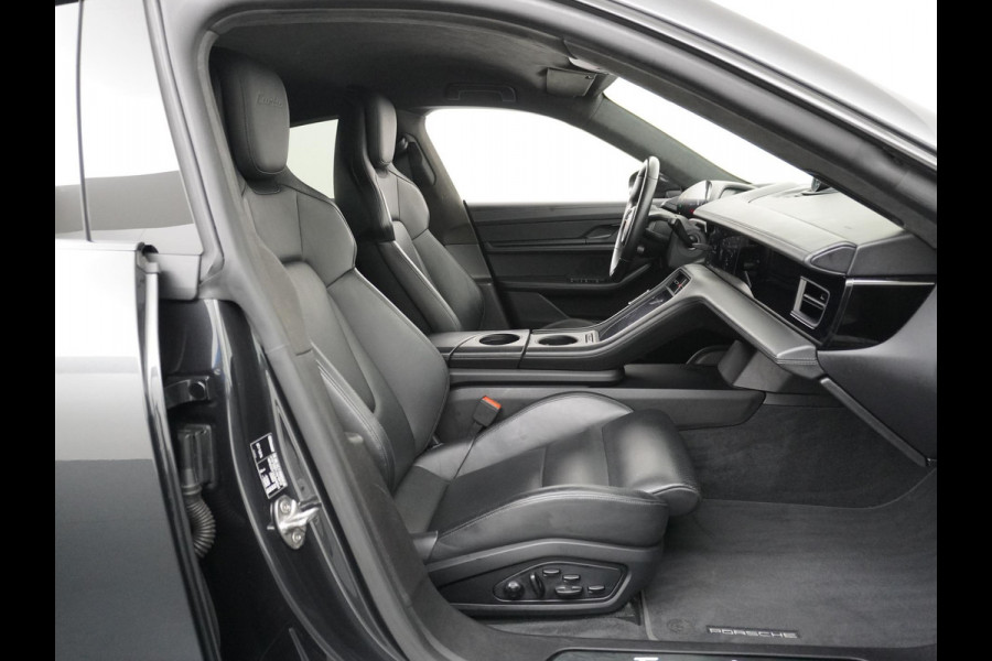 Porsche Taycan Turbo 93 kWh BOSE | SPORT STOELEN PLUS | ADAP. CRUISE | LUCHTVERING | * 66.014,- excl. BTW | ORIG. NL+1e eigenaar DEALER ONDERHOUDEN